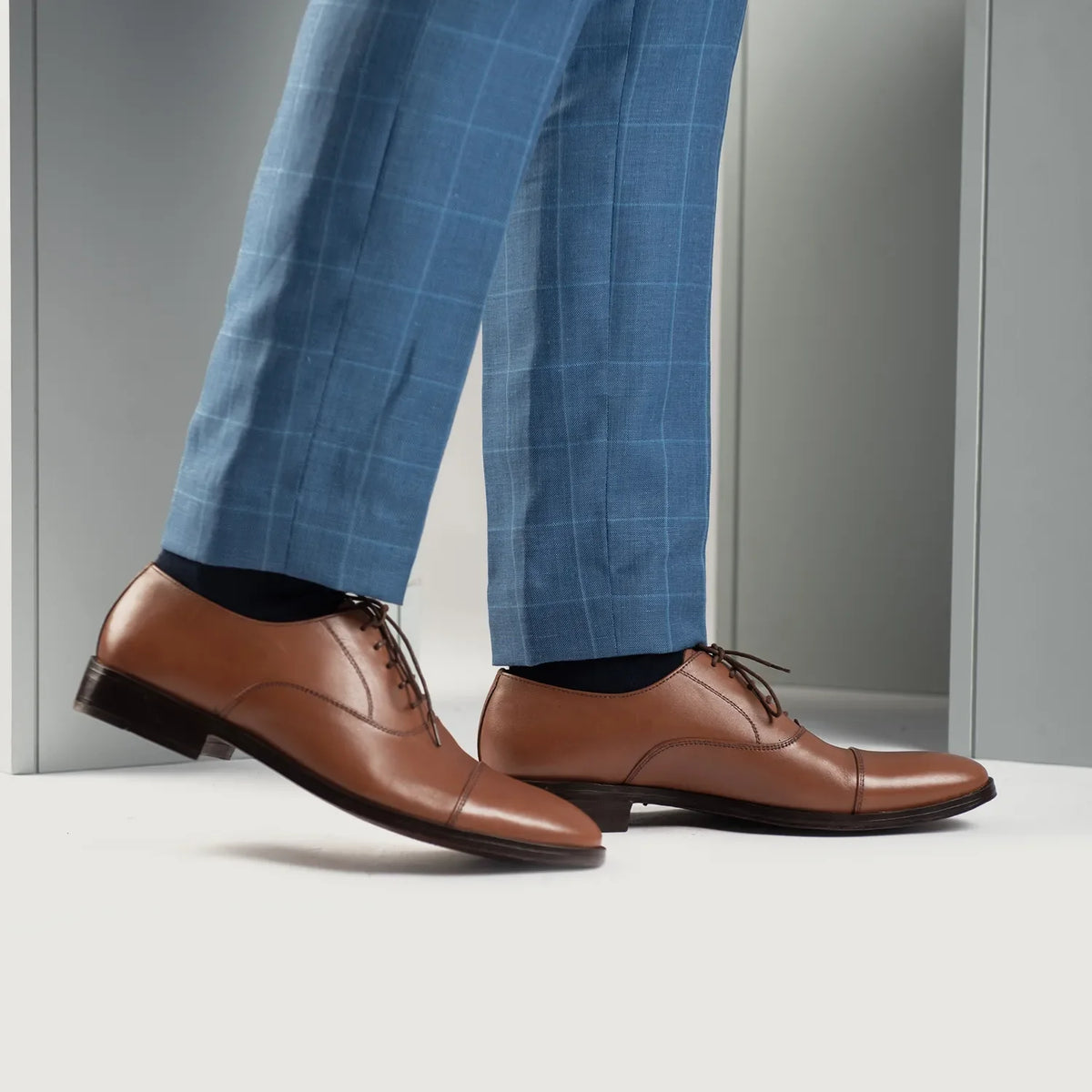 Tan Full-Grain leather Shoes - Goodyear Welt Construction & Front Toe Box Detail