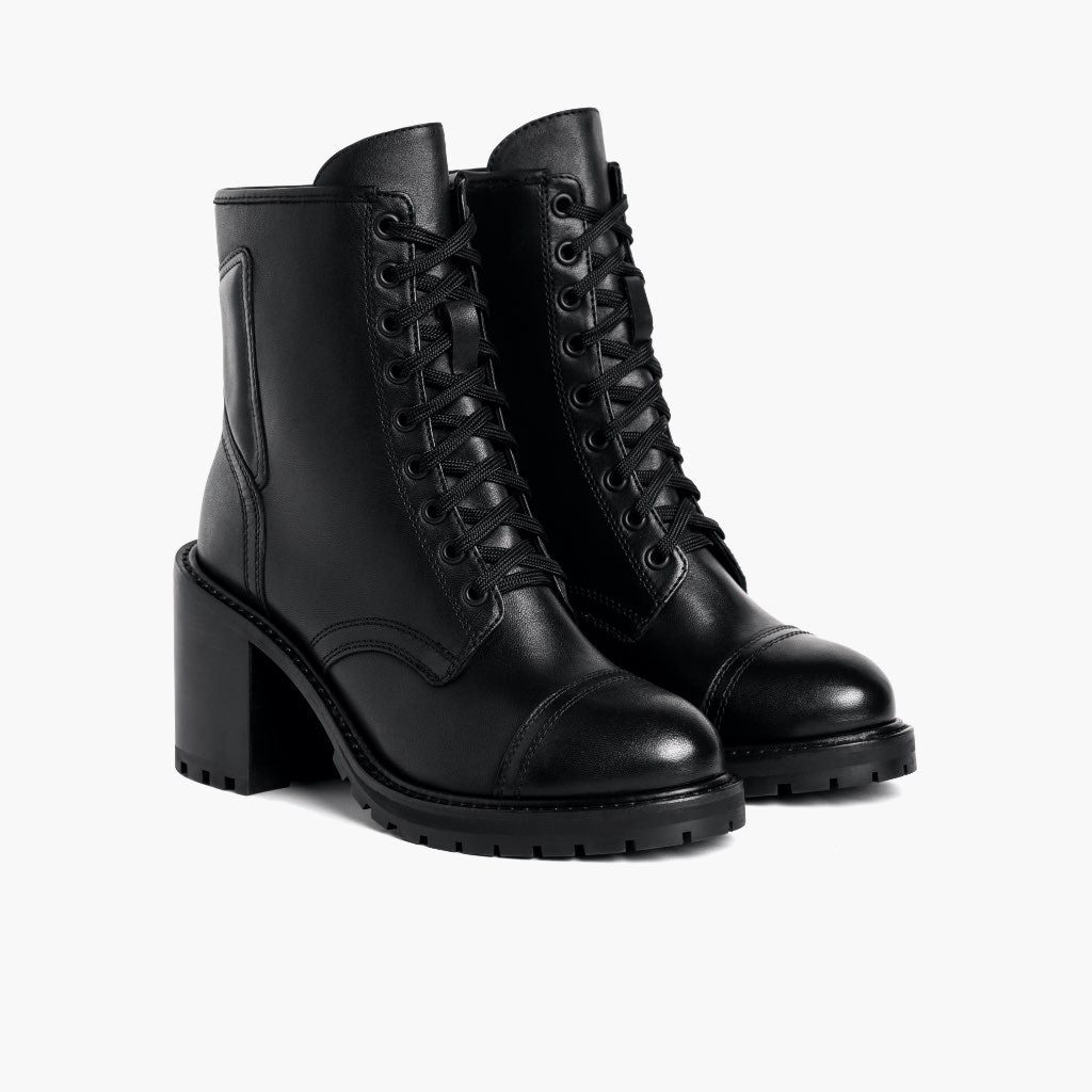 Black Full-Grain leather Boots - Goodyear Welt Construction & Front Toe Box Detail