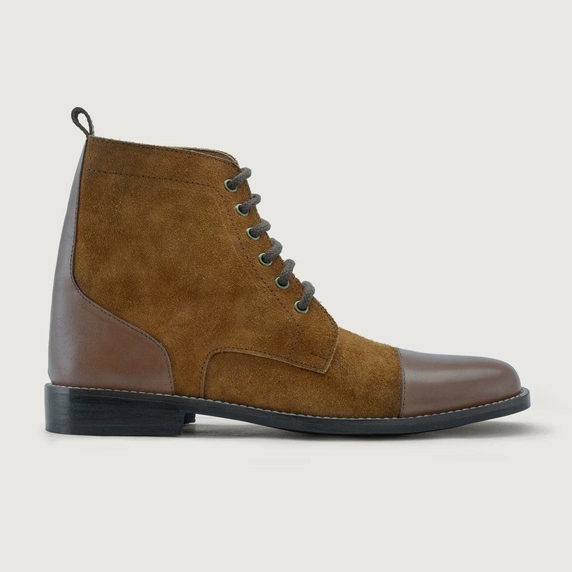 Knight Derby Tan & Brown Leather Boots - StudGuard