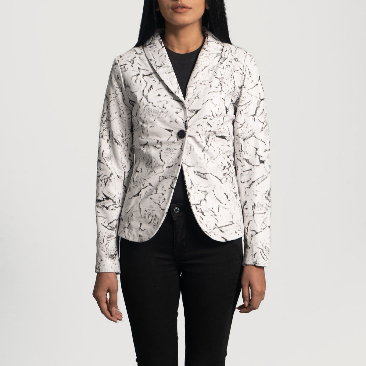 
Women's Donna Blake White Leather Blazer in White Sheepskin Dip &Amp; Dye - Front Profile View & Tailored Silhouette | Buy Online