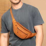 Vernio Full-Grain Leather Belt Bag – alternate product view 2