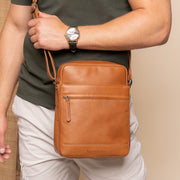 Anzora Full-Grain Leather Crossbody Bag – alternate product view 2