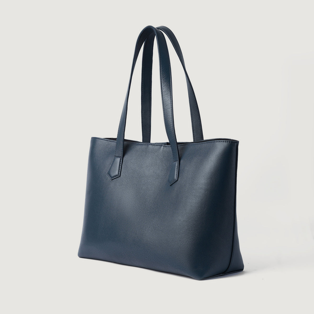 
The Bianca Leather Tote Bag – alternate product view 3