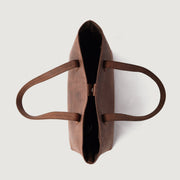 
100% Full-Grain Wax Pull-Up Full-Grain Leather Grain Texture & Handcrafted Patina Detail